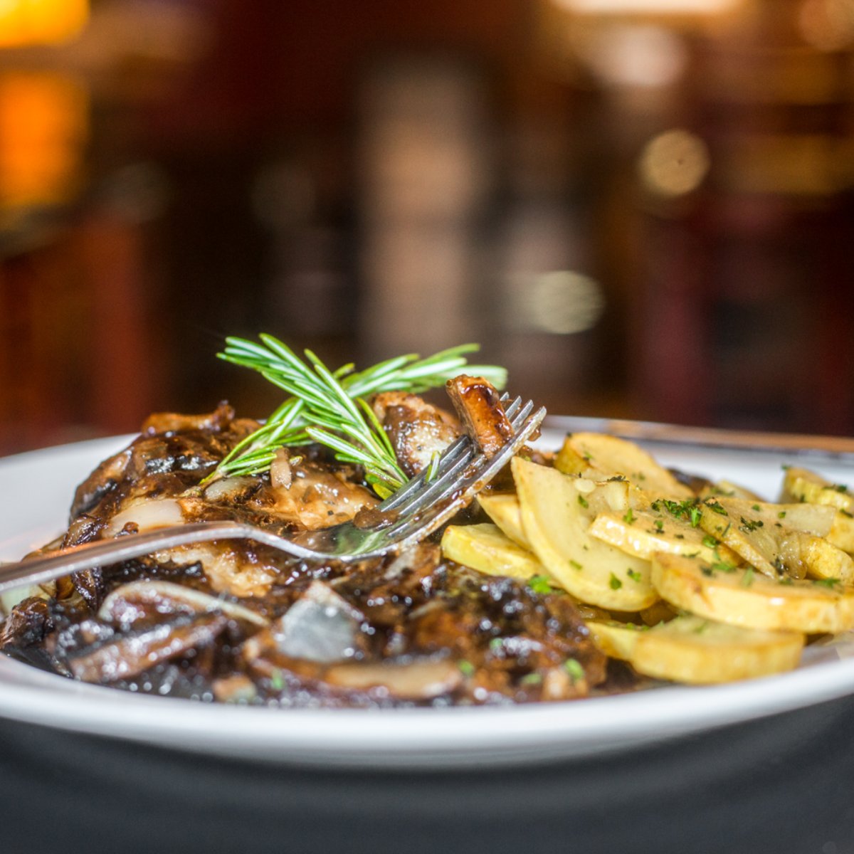 SturgesSpkeasy's tweet photo. There's flavor waiting -- come dig in! https://t.co/QYLb2TMhWh