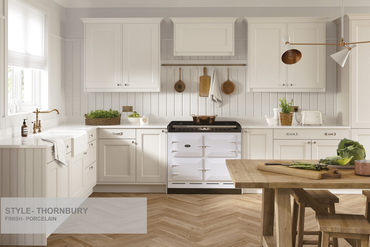 The new Thornbury kitchen is enhanced with the subtle tone of Porcelain, helping to give an effortless look that will compliment your home whether you love the traditional appeal or are looking for a modern twist.

Call today for your free no obligation quotation 📞- 01527 518188