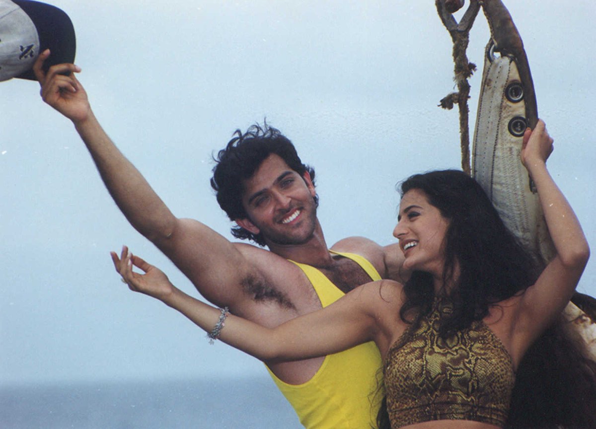 What a beautiful jodi.20 YEARS OF HRITHIK MANIA