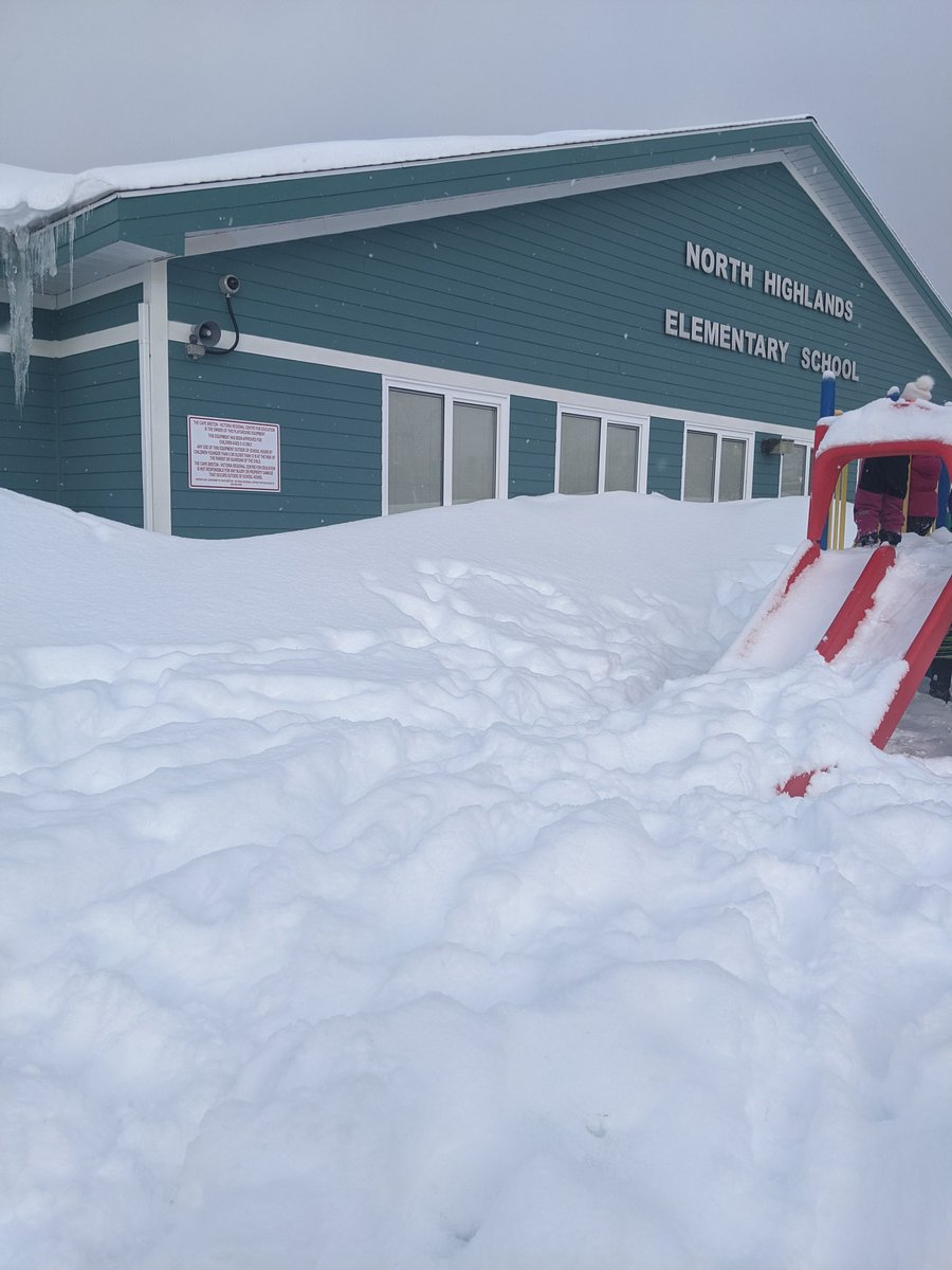 NorthHighlands2's tweet photo. Welcome to our Winter Wonderland! https://t.co/NO4l1zJmPF