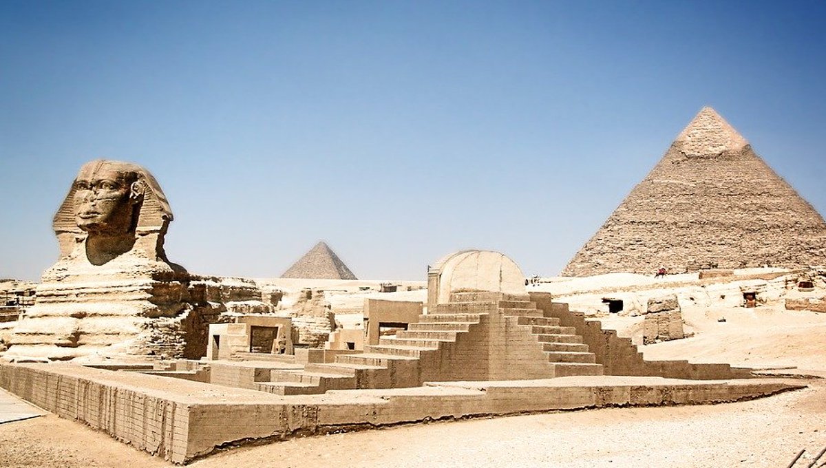 INFER_Research's tweet photo. If you work in areas like #InternationalCapitalFlows, #FDI, #InternationalFinance, #FinancialCrises and #InternationalTradeandDevelopment, submit to the #INFER workshop organised at German University in Cairo #GUC #Egypt πͺπ¬ (ποΈ April 4-5 2020). Deadline ends next January 24. https://t.co/JEHTLFGwzJ