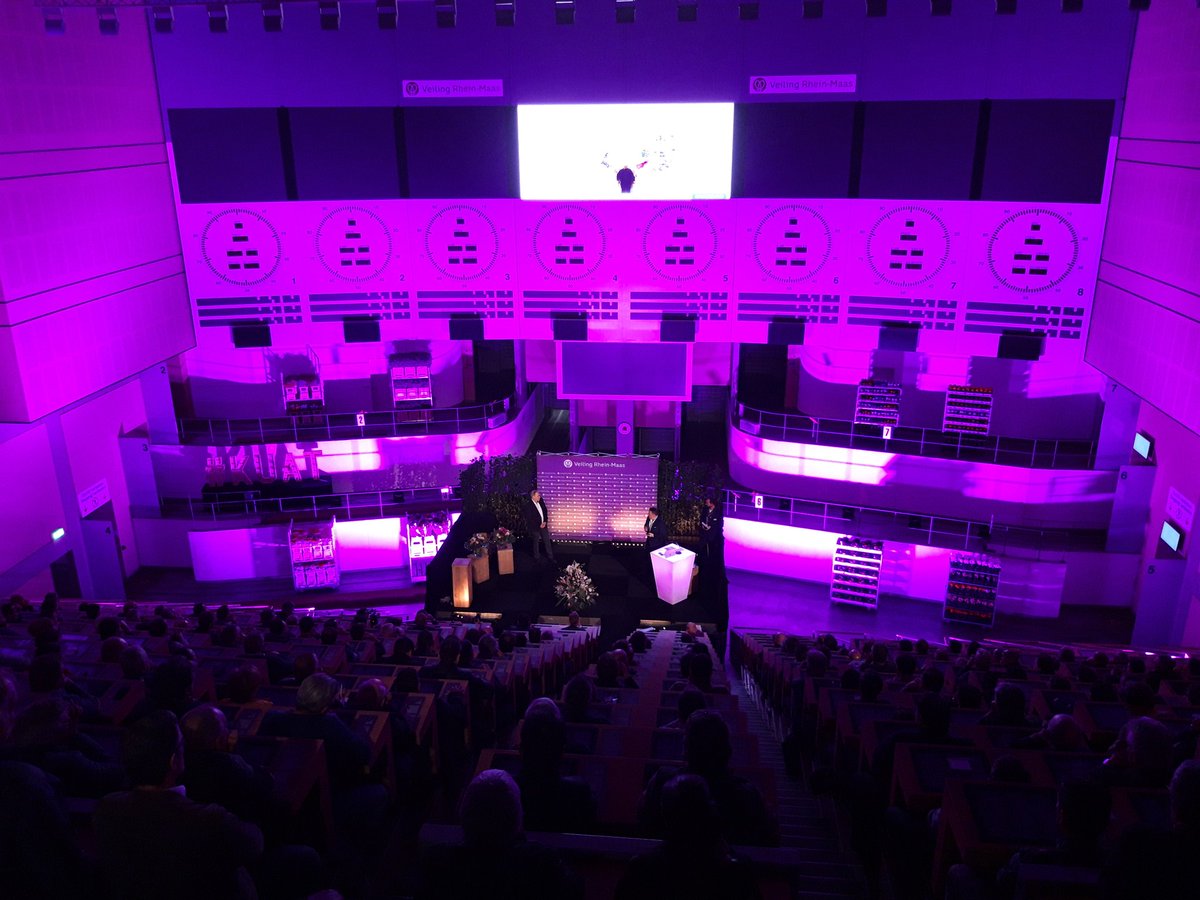 Afscheid van #franswillihonnen <a href="/RheinMaas/">Veiling Rhein-Maas</a> tijdens de klanten en leveranciersdag #KUAT #vielendank