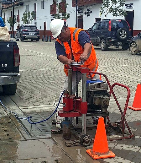 Turiweb1's tweet photo. #PlanCopesco realizará estudios de topografía, suelos y tránsito en plazas de #Chachapoyas. Lee la nota aquí: https://t.co/5XWEFLyQM6 https://t.co/aaHfnHwRjV
