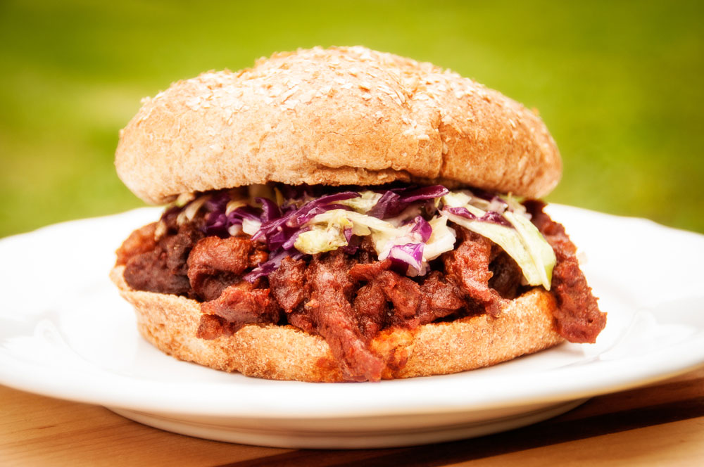 VeganishF's tweet photo. This vegan (soy curls) BBQ  is excellent!
https://t.co/7sl0z5bDrV

#Veganuary #Veganuary2020 #Vegan #veganism #plantbased #plants #savetheearth #CrueltyFree https://t.co/epB68jpY76