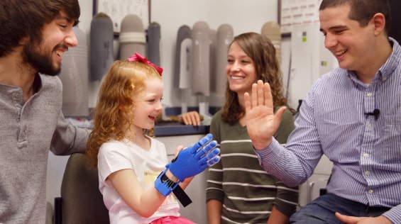 Designing a prosthetic hand for a 5-year old girl who wants to ride a bike and finding ways to remove arsenic from drinking water are just a few ways our students' projects are making the world a better place. Learn more about undergraduate research: bit.ly/2FR8V2i