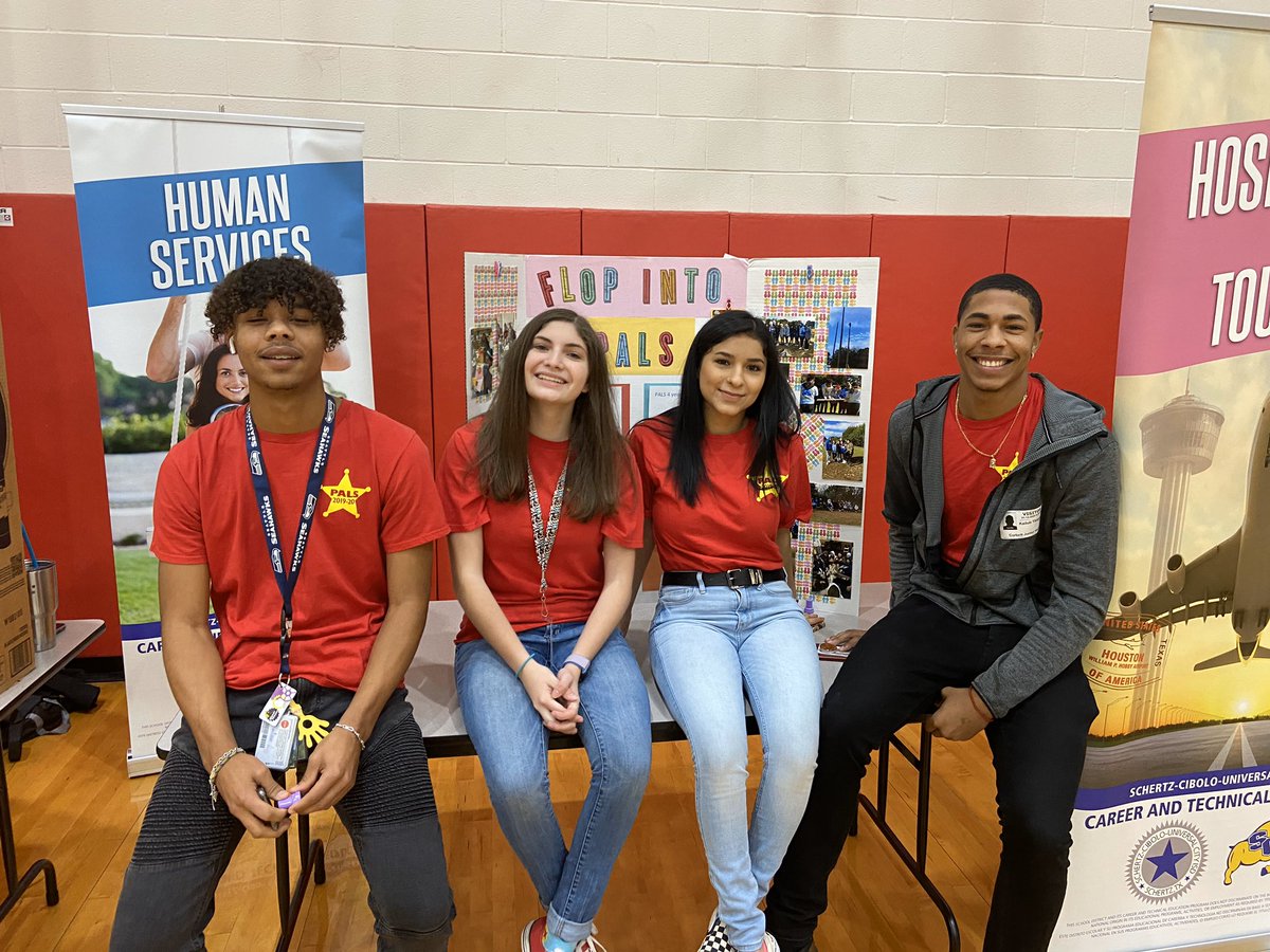 Clemens Pals are ready for the endorsement showcase at Corbett!