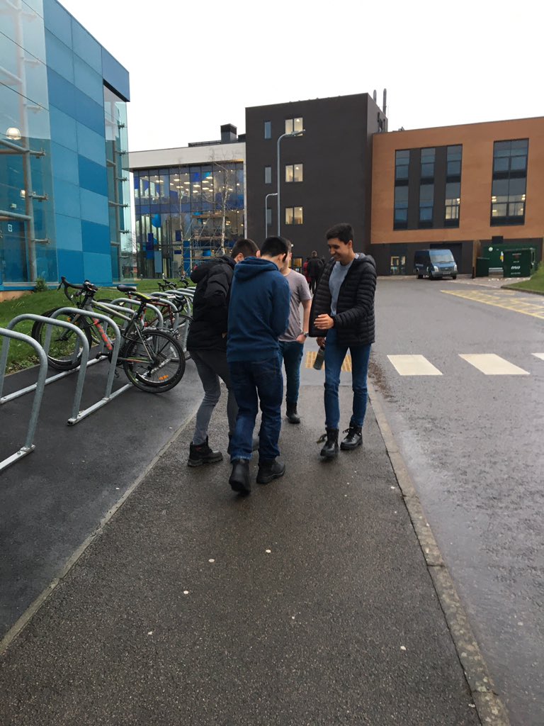KES_EES's tweet photo. Getting the model to the bus in a Force 10 https://t.co/1xcgXEgHP0