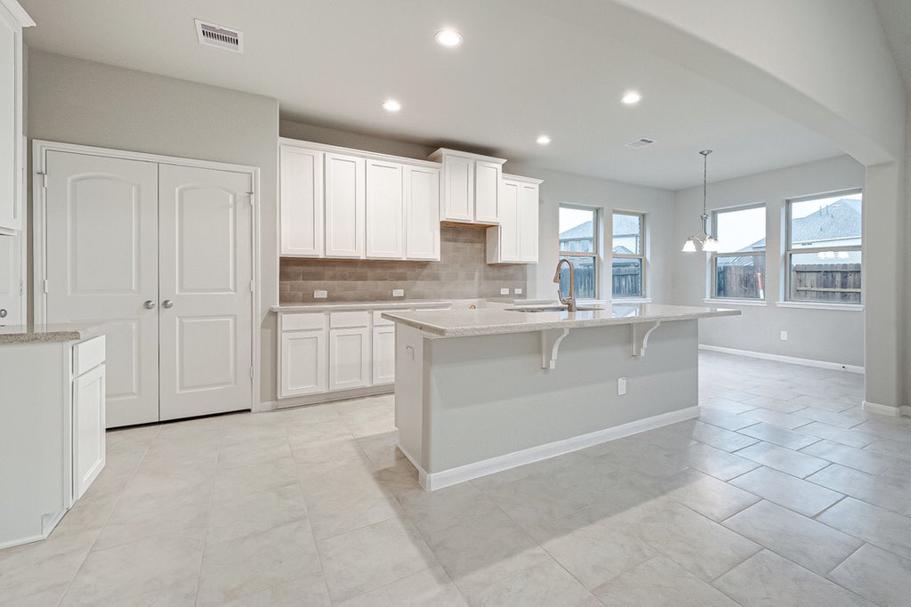 khovhouston's tweet photo. Welcome home! 🏡 This is your LAST CHANCE to own a gorgeous #khov home at StoneCreek Estates in #rosenbergtx! With light and bright selections and a charming exterior, this house is just waiting for your personal touches. Call us today for full listing details - 713-590-4500. https://t.co/cmiCUXzNe5