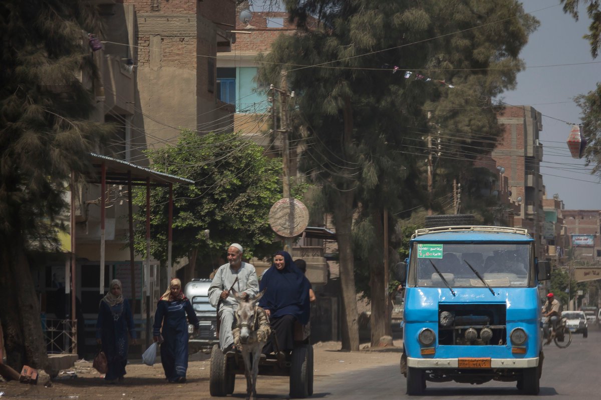 aps_auc's tweet image. إيه المشترك بين مصروفرنساوتشيلي؟
التلاتة رفعوا أسعار المواصلات العامة،لأسباب زي رفع دعم الطاقة أو زيادة الضرائب. 
في مقاله &quot;2019: عام احتجاج الطبقة العاملة على مصاريف النقل&quot; محمد جاد، الصحفي الاقتصادي والباحث بيناقش تأثير رفع الأسعار وفرص توفير مواصلات مناسبة:ttp://bit.ly/3aj7wzw