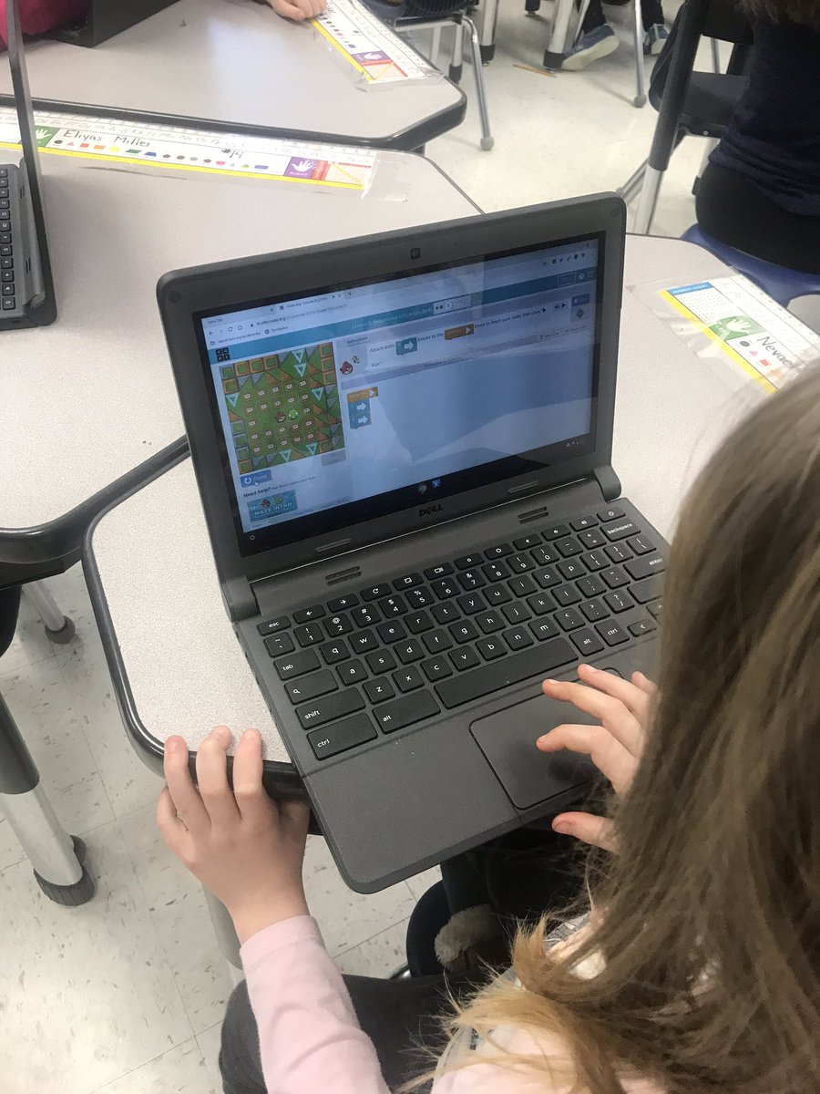 Ms_Sickle2's tweet photo. Shoutout to @beckyherl for coming to teach us about coding! We did some critical thinking and stretched our brains! Thank you for sharing Mrs. Herl and we can’t to learn more using technology! https://t.co/ahl6UavPyx