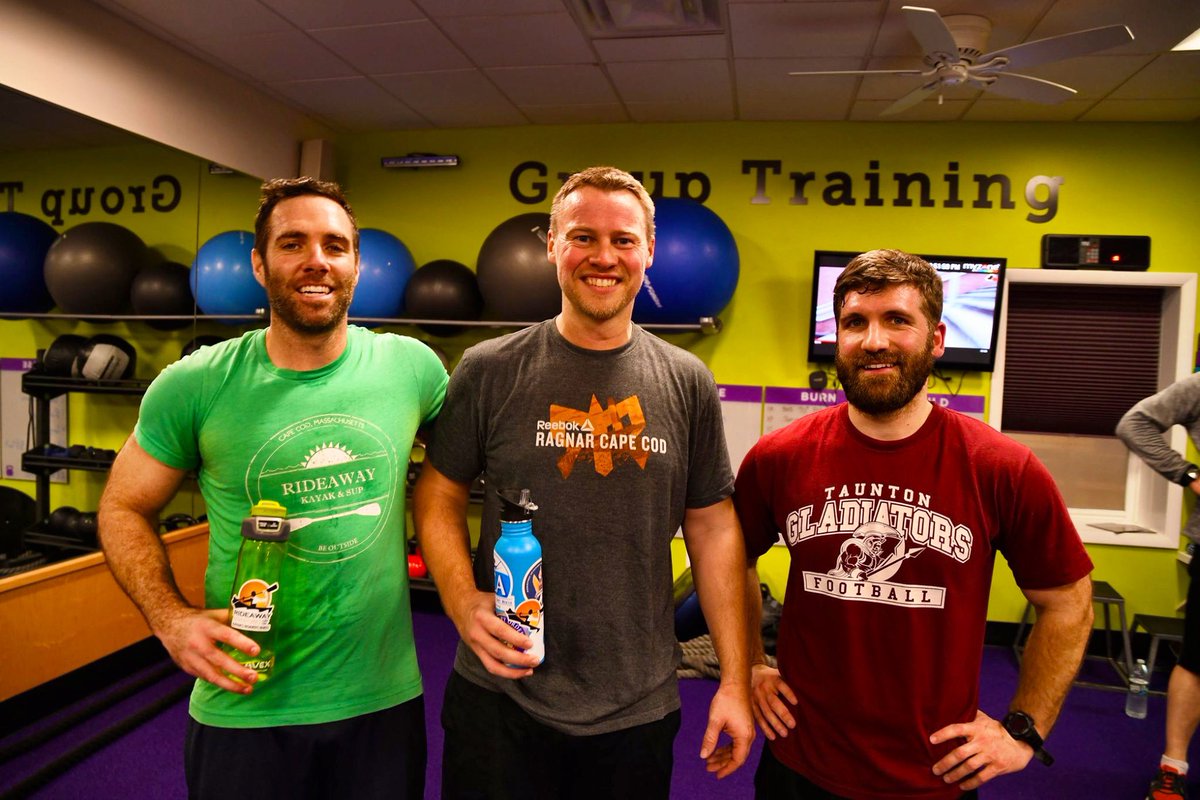 HIThelpsvets's tweet photo. A big thanks to @AnytimeFitness in Mashpee for leading a group of this year’s @Ruck4HIT participants in circuit training last night. Join us next Monday at 5 pm as we increase our training for this year’s race in May. https://t.co/nhPtCBDNQB