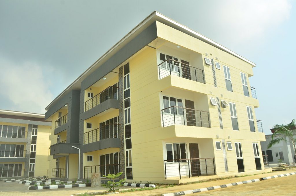 AlphaMeadGroup's tweet photo. With our Lekki Pearl Guaranteed Rental Income Plan (GRIP), you can upto 3 years upfront rental income when you buy a unit in our estate.
Call: 0700257426324, 08106143721, 08186779802, 09028888263 or visit https://t.co/zXqXLW87Y1 to get started today.
#AMDC #MakingRealDifference https://t.co/qfYkJjhC3I