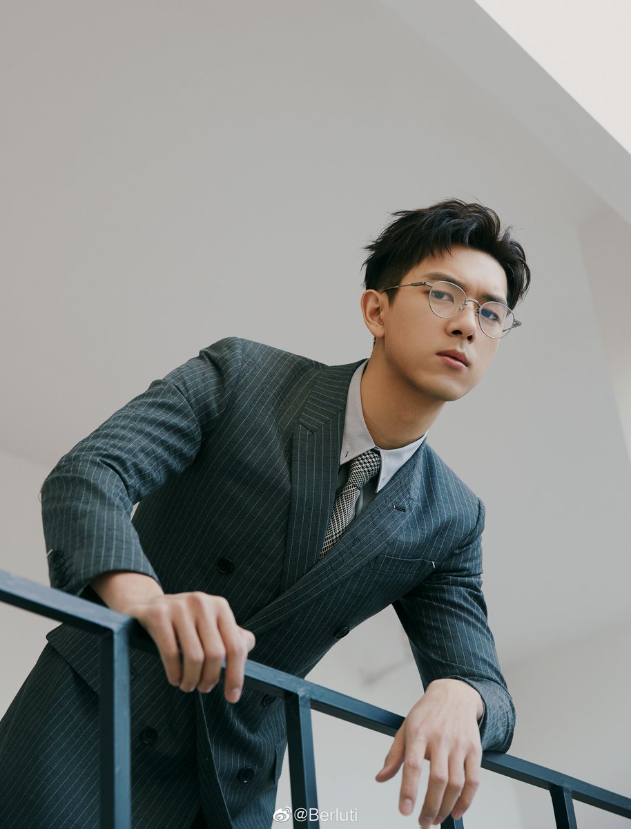 lixianstuff's tweet photo. Berluti 2020 #LiXian #lixianstuff https://t.co/QOd1grObLA