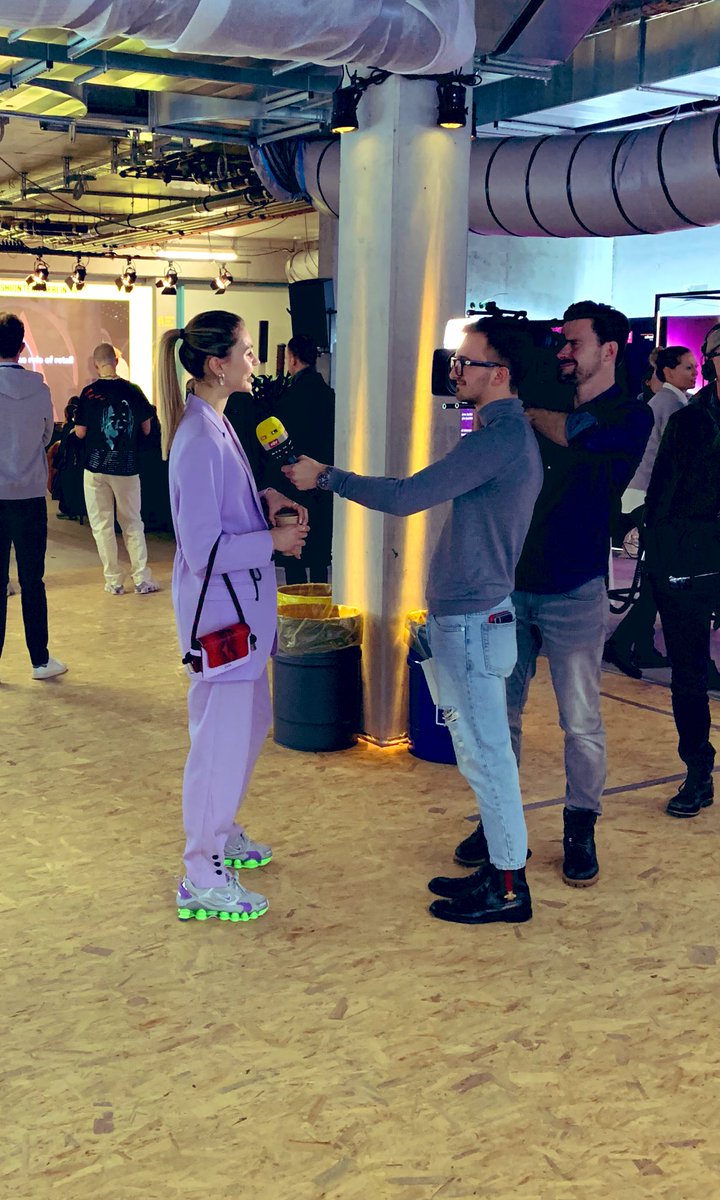TelloOmar's tweet photo. At the @FASHIONTECHBER and will speak about #pathanalytics #heatmaps in a few minutes... maybe rtl „news“ and influecers also join my session 🤔 https://t.co/tEv6wqyPsM
