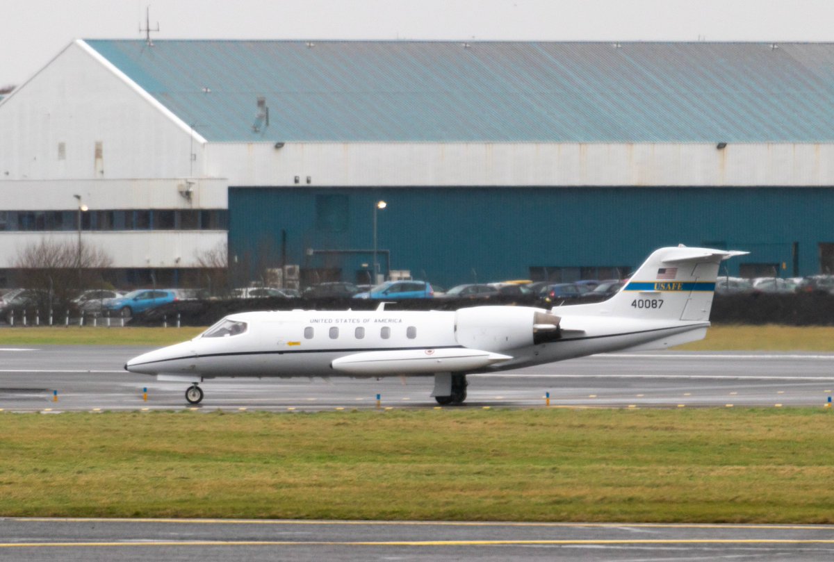 Andy007_SR_A's tweet photo. #USAF 🇺🇸

97-0044 / #RCH247 / #AE07F6
C-17A
Wright Patterson AFB > Prestwick

00-0185 / #RCH401 / #AE08CF
C-17A
Dover AFB > Prestwick

84-0087 / #VALOR11 / #AE01B0
C-21A
Ramstein AB > Prestwick

Today's photographs from a few hours spent at Prestwick... https://t.co/QkM0qVK3Lt
