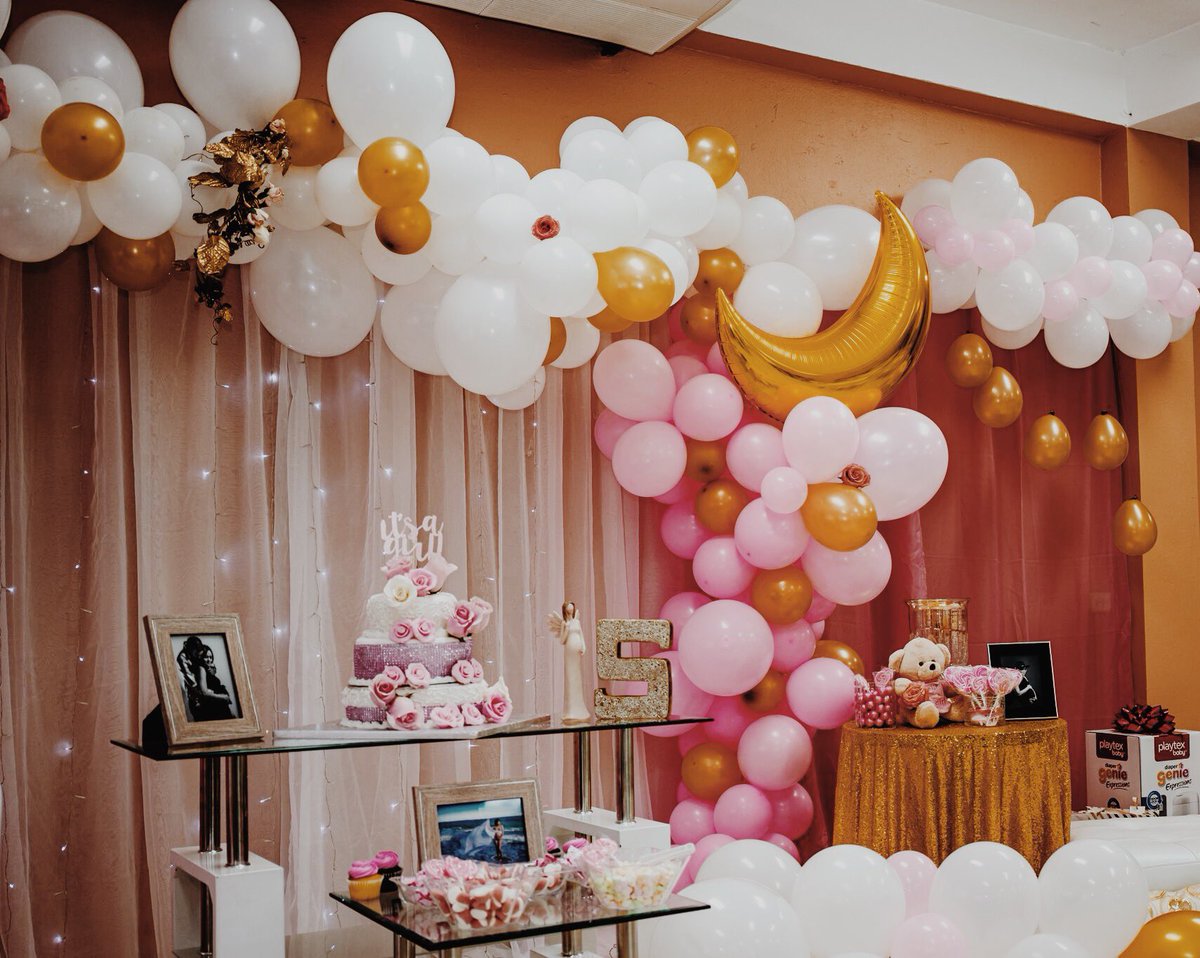 tsv_011's tweet photo. 🎀 B A B Y • S H O W E R 🎀
12|01|2020💕 #SavannahVictoria🎀 https://t.co/AjlbSKvygI