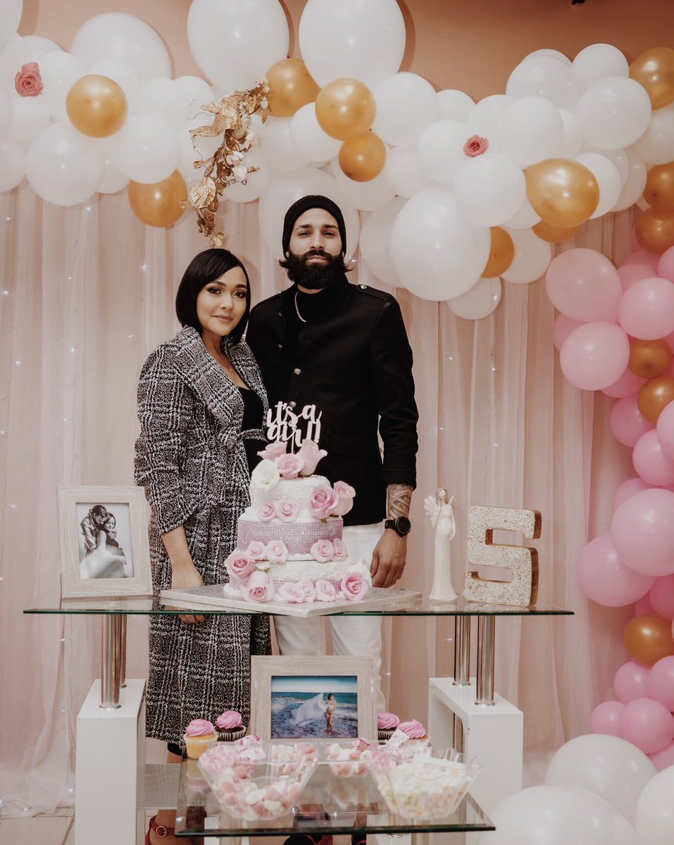 tsv_011's tweet photo. 🎀 B A B Y • S H O W E R 🎀
12|01|2020💕 #SavannahVictoria🎀 https://t.co/AjlbSKvygI