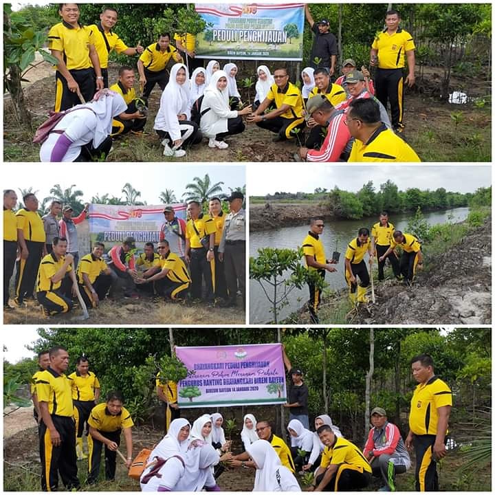 BJuroeng's tweet photo. Dalam Rangka #PolriPeduliLingkungan, Polsek Birem Bayeun, Polres Langsa, Aceh, melakukan partisipasi penanaman Mangrove di Pusat Informasi Mangrove LSM Bale Juroeng, yg berlokasi di Desa Aramiyah.
#polri #polreslangsa #poldaaceh #kodim0104atim  #danrem011lilawangsa #kodamim https://t.co/KfWqk4UNBb