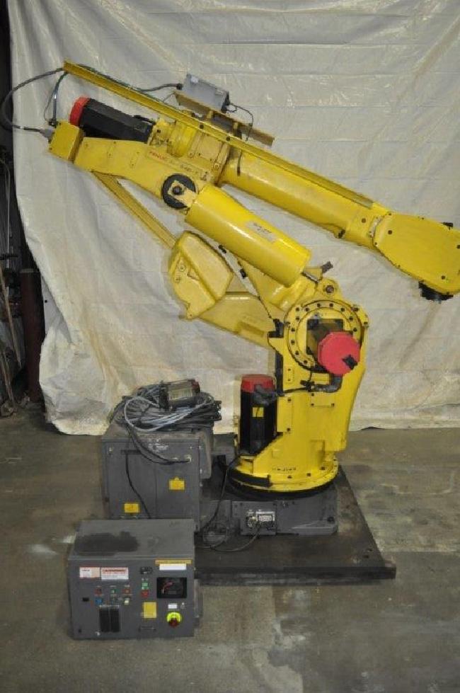 Machinetoolcomm's tweet image. Used Robotic Equipment For Sale - FANUC S 420iF 6 AXIS ROBOT. shar.es/a3kMED #robotics #robotloader #automation #fanuc #fanucrobot #iimts2020 #mfg #machining #cnc