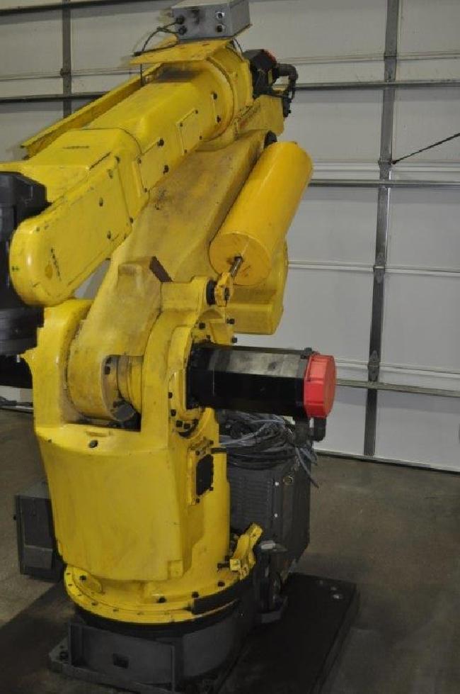 Machinetoolcomm's tweet image. Used Robotic Equipment For Sale - FANUC S 420iF 6 AXIS ROBOT. shar.es/a3kMED #robotics #robotloader #automation #fanuc #fanucrobot #iimts2020 #mfg #machining #cnc