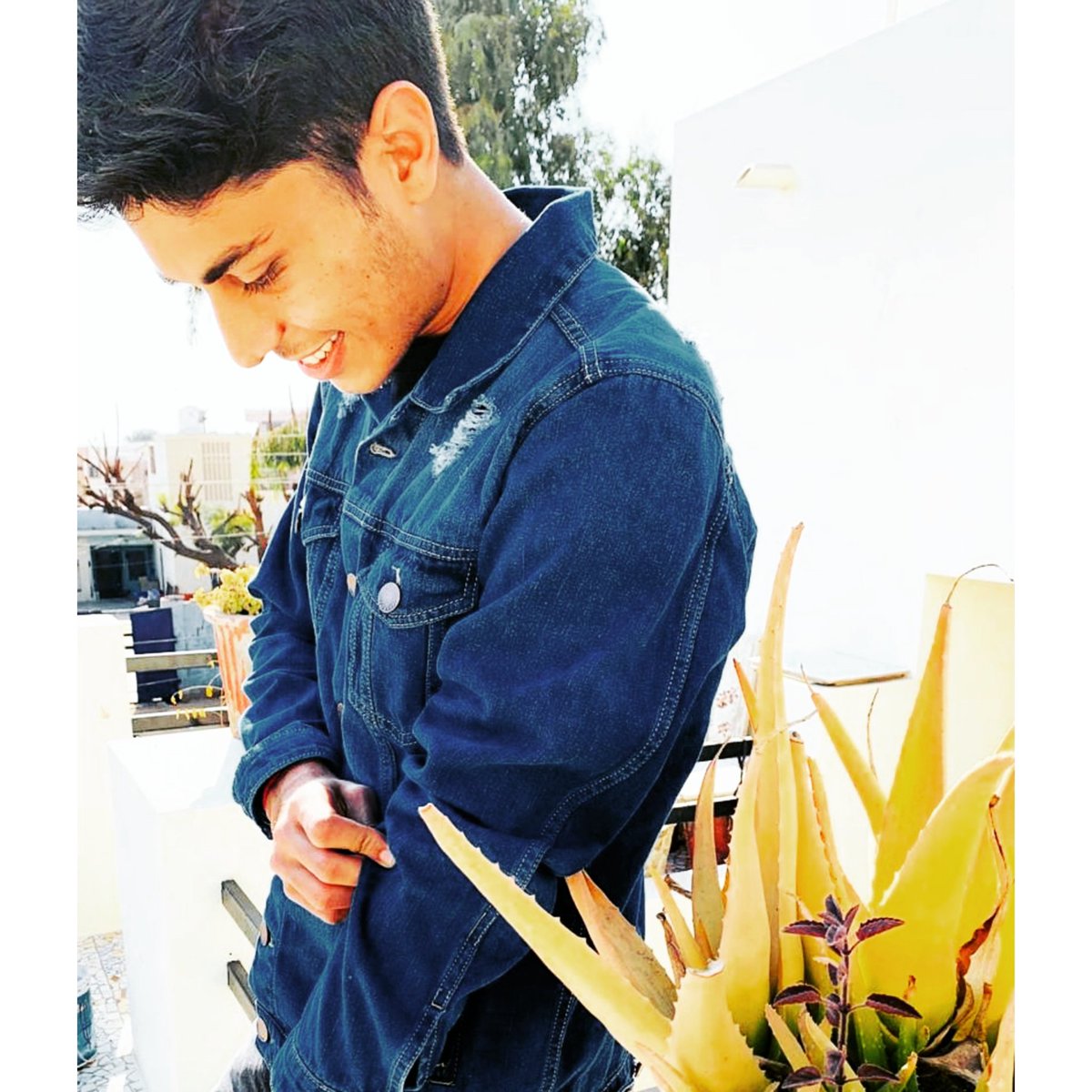siddharth7___'s tweet photo. To be creative means to be in love with life.
#LifeIsBeautiful https://t.co/017MmyGSIE