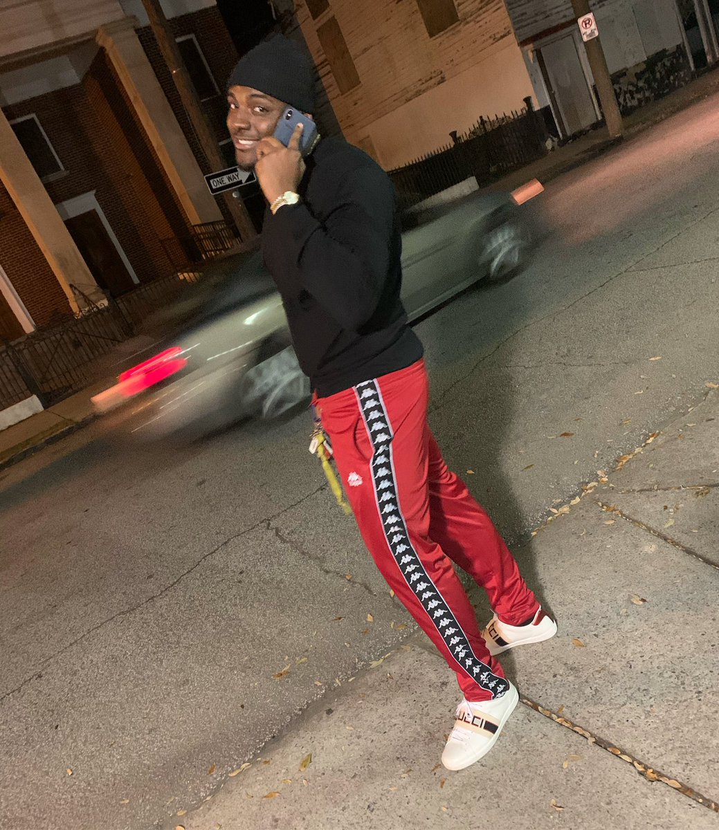 _shareef__'s tweet image. 6’2  255