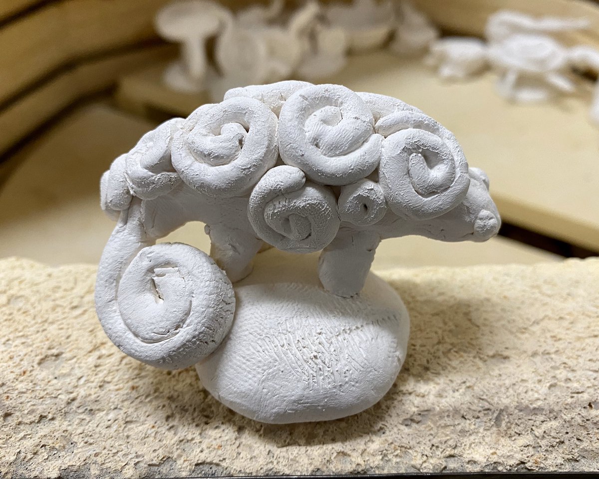 MonaLisaLvsHeah's tweet photo. Delighted to open the kiln this morning to find these sweet coil clay artworks created with obvious tenderness 🦔🦚🦢🐀🐭
#WeRMakers #MursdVisualArt #clayisfun https://t.co/VxI7uWu18d