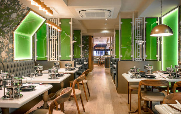 WL_Living's tweet photo. 'If you want to go chic #Chinese with the cognoscenti without ruining your waistline, Hot May Pot Pot is the spot' #Knightsbridge #HotMay..
Read all about it here: https://t.co/4fgsxYySWK https://t.co/inzgGVpcFG