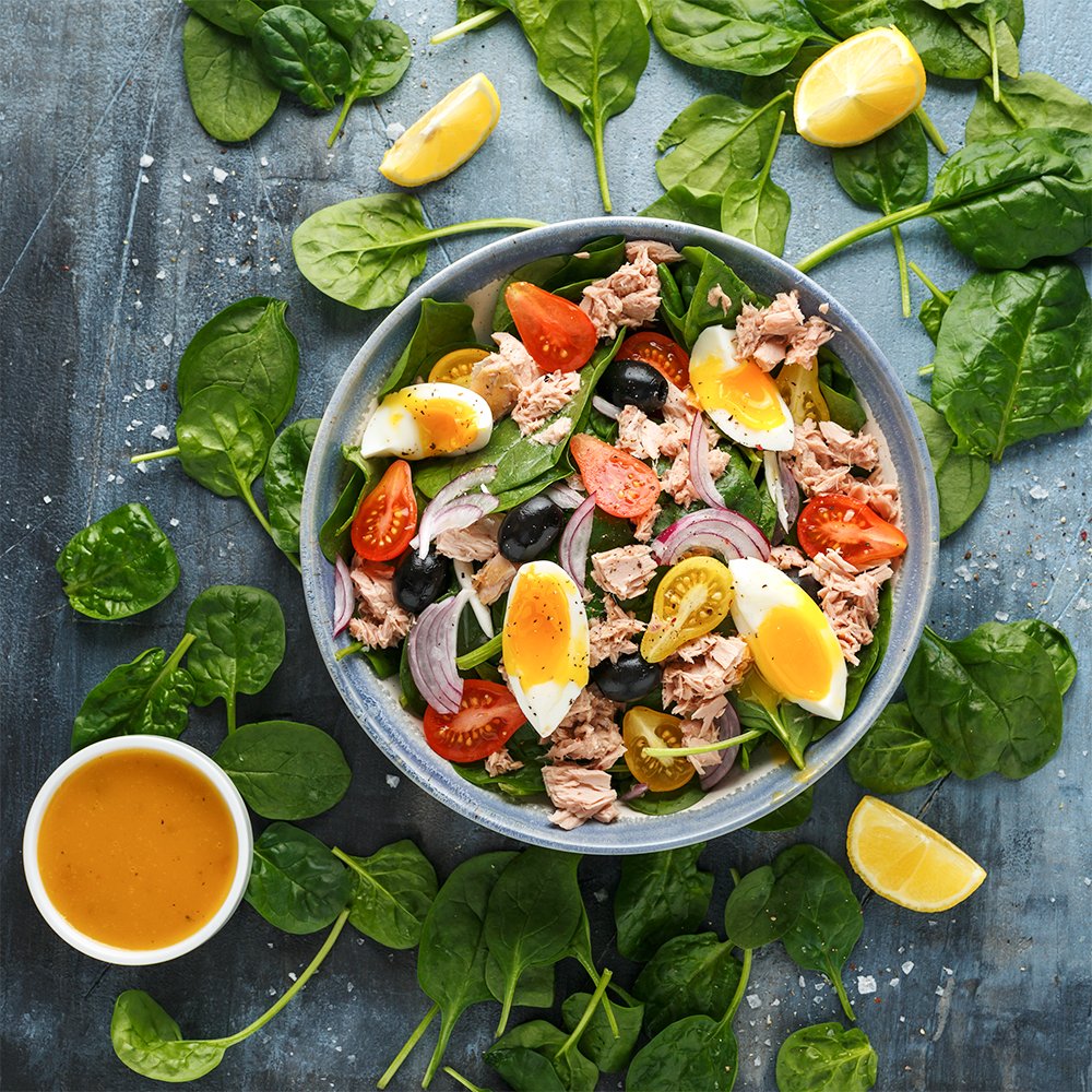 EgglandsBest's tweet photo. Protein packed tuna and soft, runny egg salad with pear shaped cherry tomatoes, black olives and spinach- talk about the perfect post-workout meal!
✶
#madewithEB #onlyfeedmeEB #thEBest #egglandsbest #fitness #protein #stayinginshape #postworkoutmeals https://t.co/q4H4QoaO21