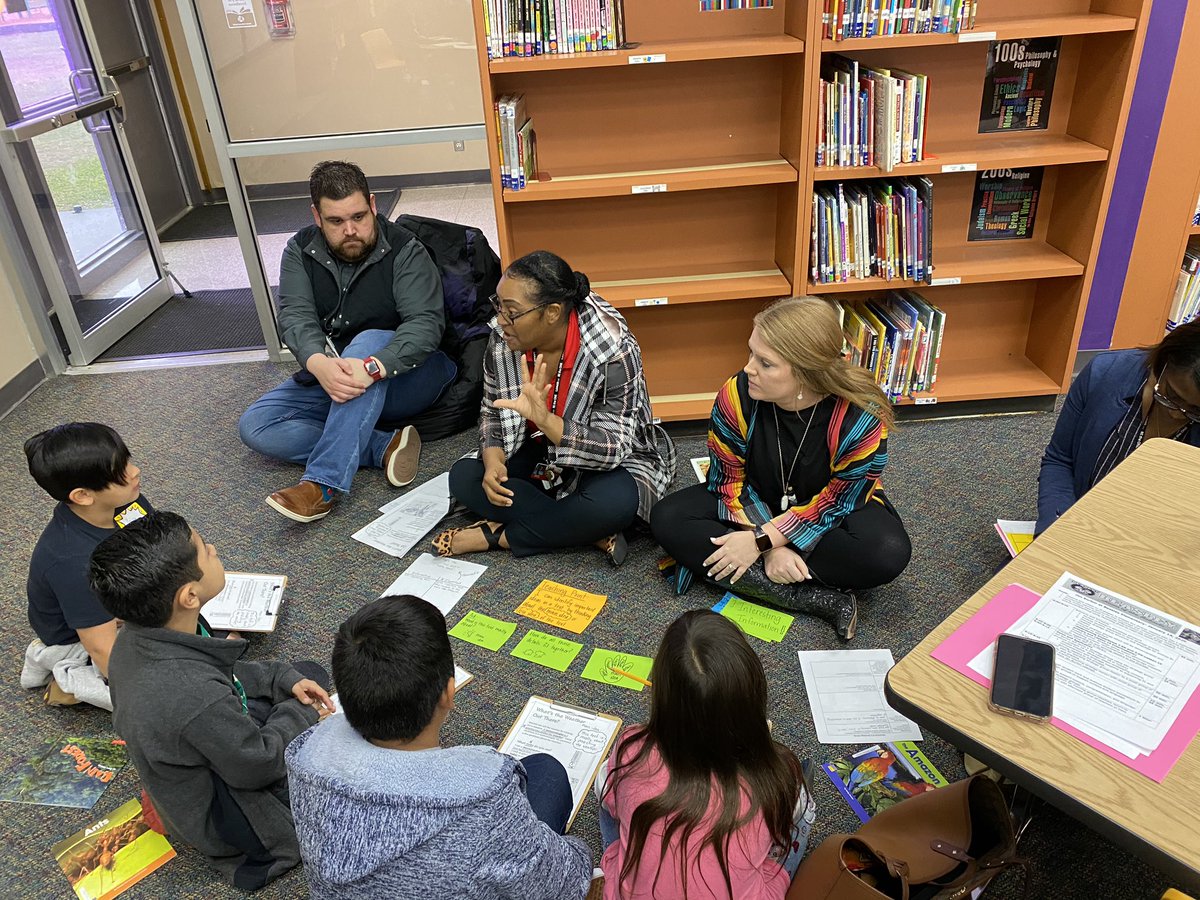 BeasleyBobcats's tweet photo. @MeyerElementary @VelasquezElem @CulverLCISD Thomas Elementary and @BeasleyBobcats in full learning mode!  @ALPLCISD @JenBurton_ https://t.co/ZM4QAF4yRG