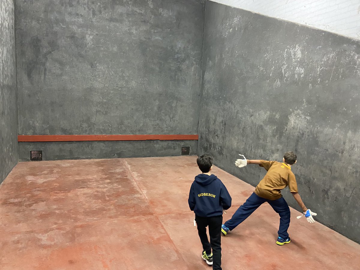 A tasty battle going on between Ethan 🇫🇷and Adam 🇫🇷 . Both are now converts to this wonderful game <a href="/FivesSedbergh/">Sedbergh Fives</a> @rugbyfives