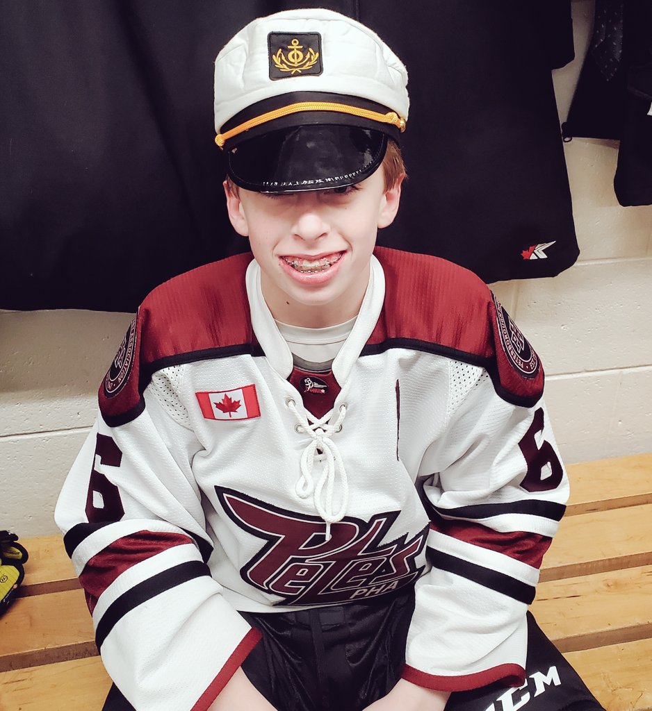 06PetesAA tweet media