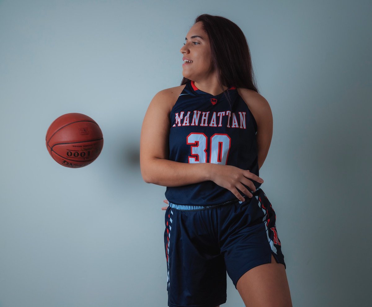GabsMartinez0's tweet photo. It’s GAMEDAY💙❤️ https://t.co/Kn8OZRg63m