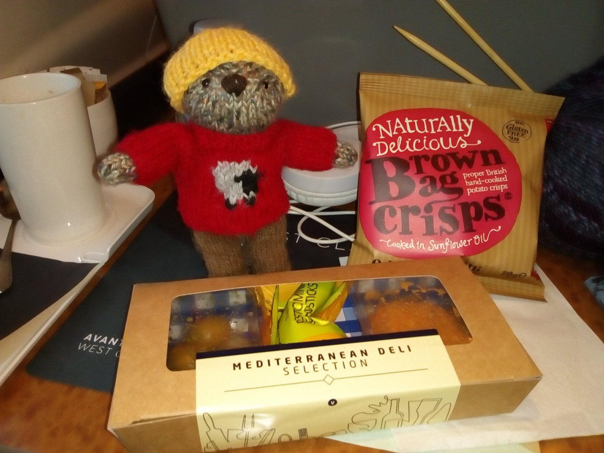 Pub_Panda's tweet photo. Penrose found the food! @AvantiWestCoast #ToddysHug #BearsNeedDeliSelectionBoxes #FirstClassBear https://t.co/UUH8H7tUml