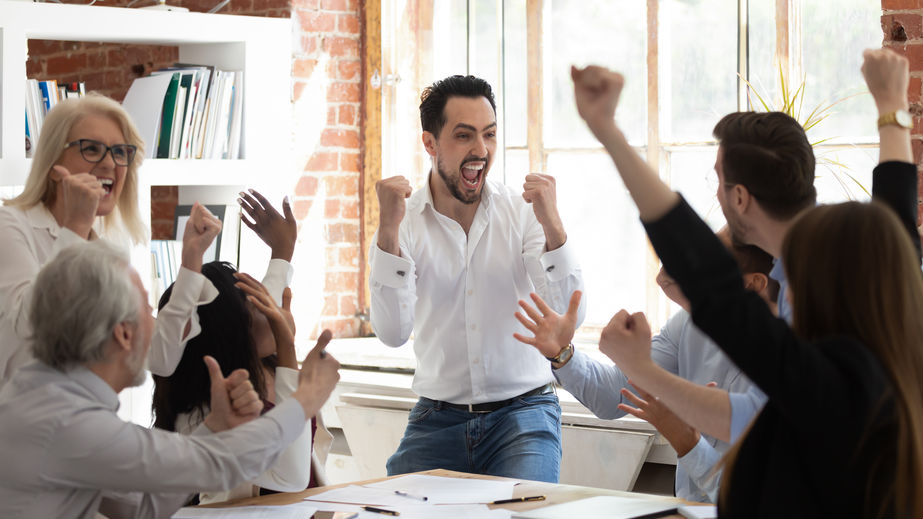 MackTheComedian's tweet photo. Does it really matter if your team is motivated to do their jobs? Isn't a good salary enough? Not quite. Inspiring your staff is the key to business success!
https://t.co/6NqQbgOHLP https://t.co/I8fdmk0WmU
