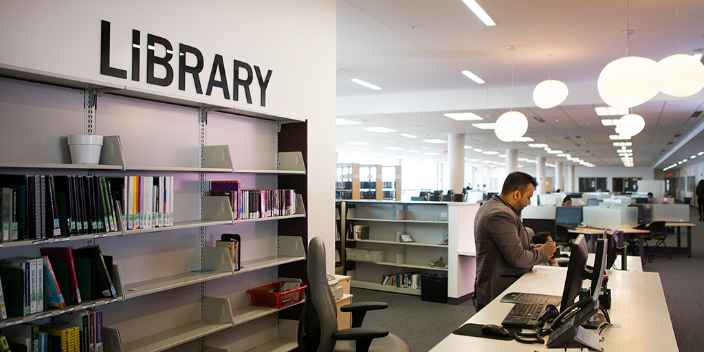 HumberPoly's tweet photo. Enter to win!! 🎟️

Humber Libraries are giving away a pair of Apple Airpods to one lucky student who completes their Mobile Library Tour. 🔎

All participants will get a free study kit, just head to the Library &amp; visit the link below to get started.

🔗 https://t.co/uF9AC0vogm https://t.co/Gz7JAxRnFi