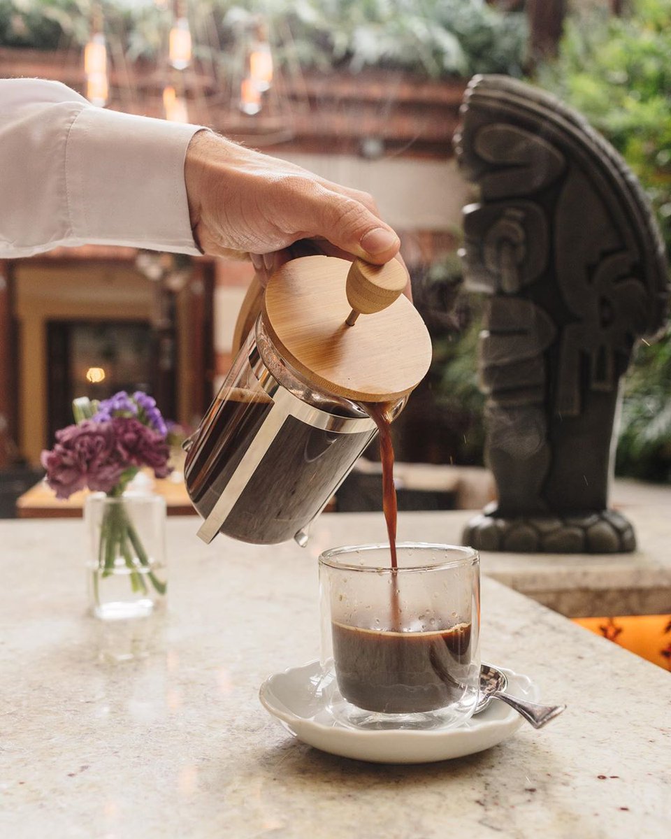 FourSeasonsES's tweet photo. Un buen #café colombiano por la mañana en @FSCasaMedina
#FourSeasons #despiertaconFS #Colombia #2020 https://t.co/JtP5g40YhO