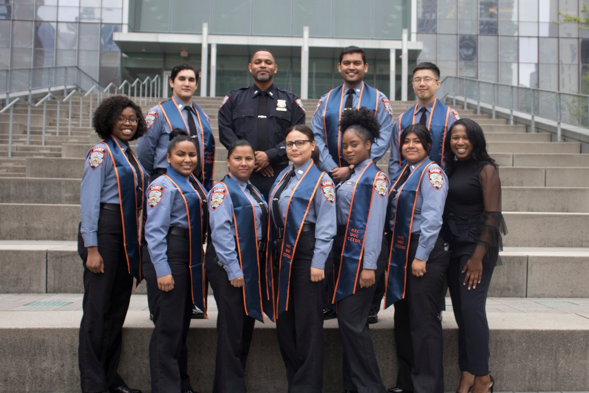 JJayCEEDS's tweet photo. 14 days into the new year!! Have you applied to CEEDS yet? Before you do remember that you must be a:

- John Jay student
- Junior or Senior by Fall 2020
- At a 2.0 GPA or higher by Fall 2020

Apply TODAY: https://t.co/pkczK5RMF8 https://t.co/PrfvufQBpO