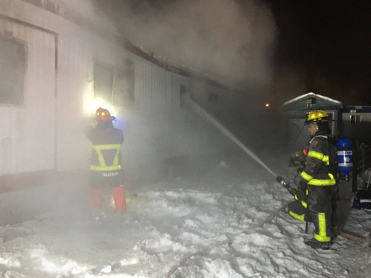 SUB, SUB ZERO 🇨🇦FIREFIGHTING!!!
At minus 41:
❄️Frostbite in mins
❄️Skating rink
❄️Hoses &amp; valves frozen solid
❄️Bunker gear encased in ice
❄️Can’t see thru frozen visor
❄️Air bottles freeze to packs
❄️Gloves freeze to tools
❄️Tools freeze to ground
❄️Snow compromises structure.