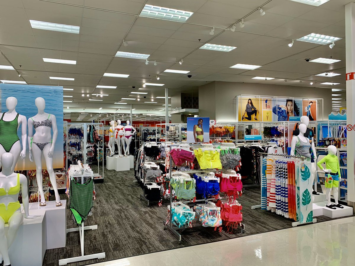 DrzymalaStephen's tweet image. Updated #Swim looks, loving all this #color upfront! #ClearwaterTarget #beachseason #swimwear #T1820 @VisualMiami @aldenkooken @CCasarez1 @Cynthiagallo7 ☀️🦩🌴