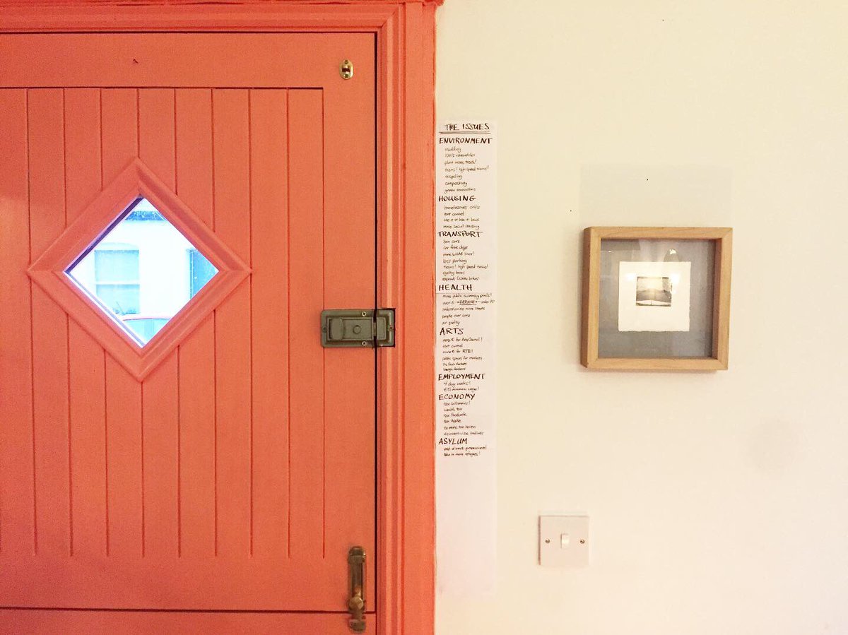 nongravity's tweet photo. I heard people were already knocking on doors for the Irish election next month so I made a quick list of issues to keep by the door to remind me to speak up because I always freeze and panic when anyone knocks on our door. https://t.co/6M8TbeMVqB