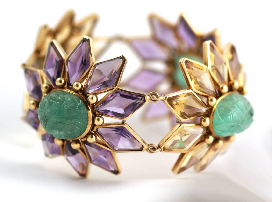 SilabaGems's tweet photo. #silabagems #designers Citrine Amethyst Carved Emerald Gold Link Bracelet https://t.co/Q1Heev8VzV