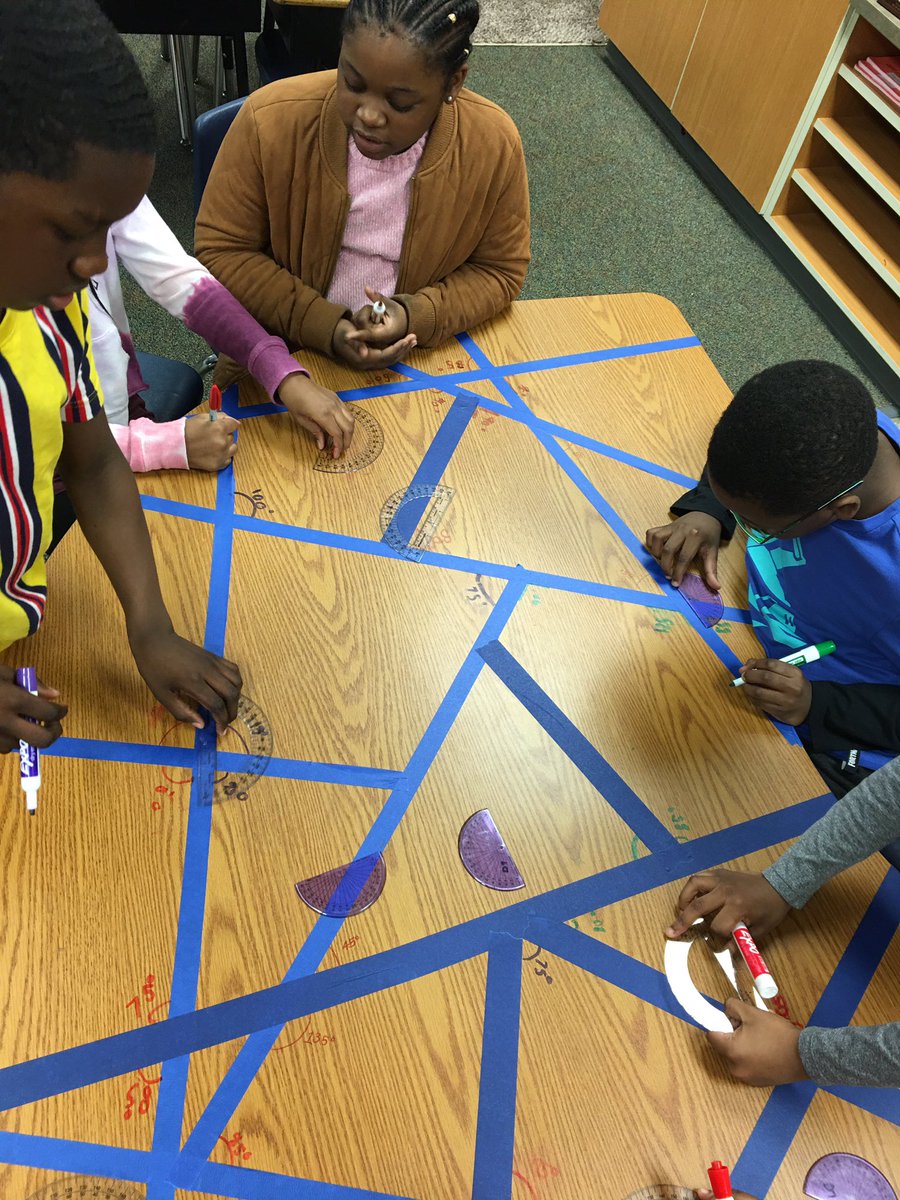 MrIsaacPRE's tweet image. The kiddos had a good time measuring angles today. #block1