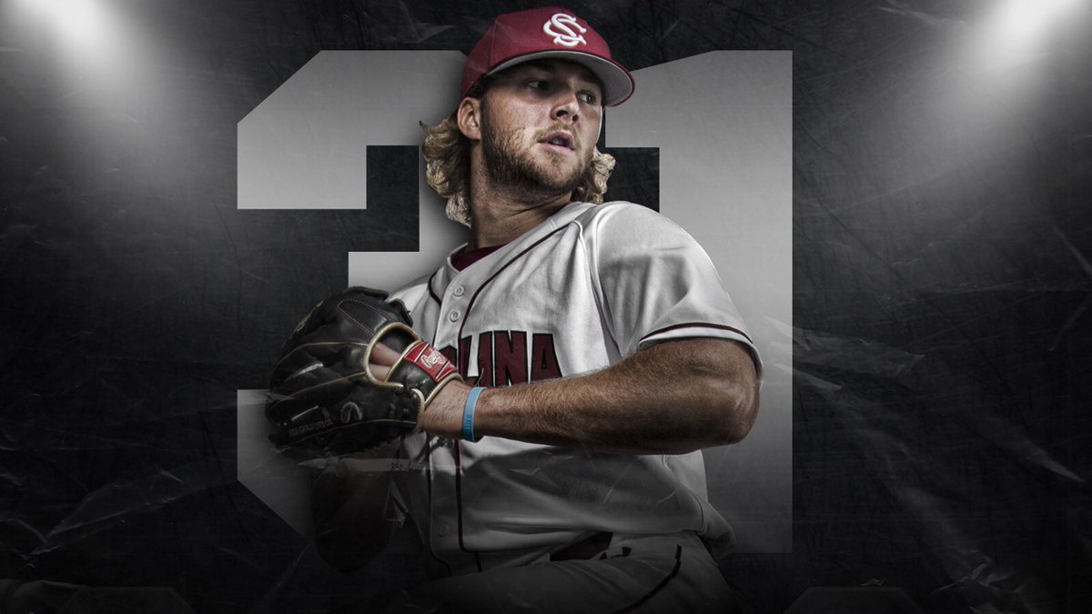 One month!! #OpeningDay #Gamecocks 🐔⚾️