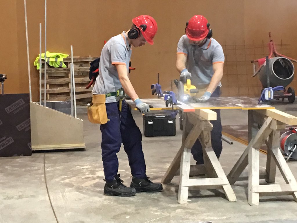 FCMareschal's tweet photo. Mondial des #Métiers 2020 du 6-9 février à Lyon Eurexpo. Venez nombreux découvrir les métiers et formations du #bâtiment. Les entreprises recrutent. #emploi #recrutement @pressemdm https://t.co/iRJYnneTs2