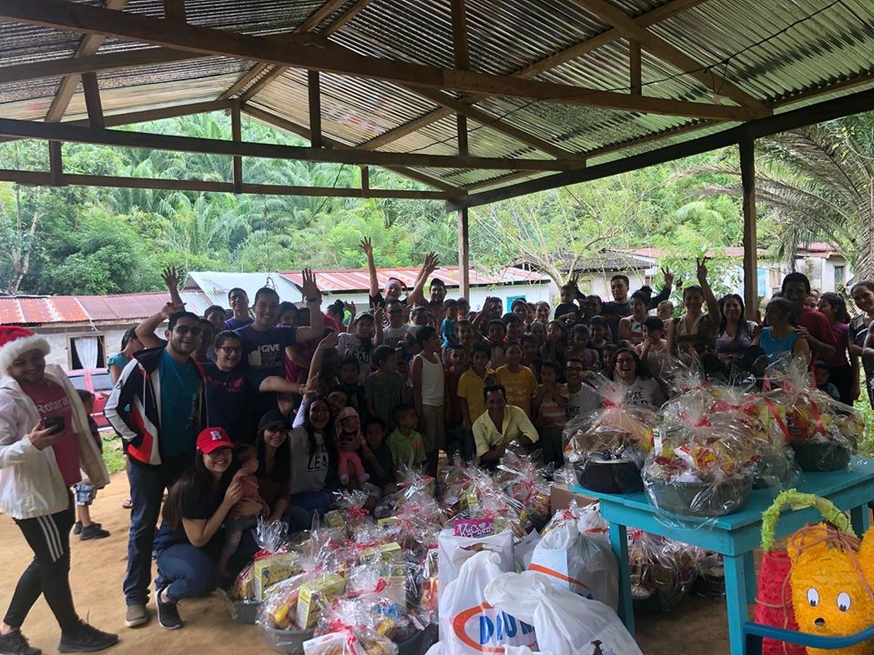 RTCHonduras's tweet image. Los socios del Club Rotaract El Progreso realizaron su ultima actividad del año 2019 llevando víveres y juguetes a una comunidad en Toyos para beneficiar a muchas familias de ese sector.

#rotaractelprogreso #rotaracthonduras #rotaryconectaelmundo