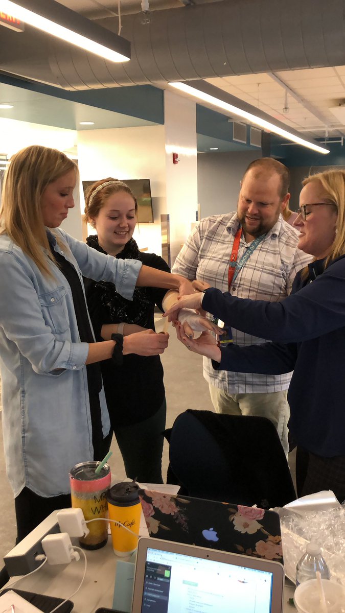 ChrisGearlds's tweet photo. Just ok is not ok when it comes to creating a cast for Mrs. White! 😂. #PLTW @DELCBlue https://t.co/ePADUtvKkF