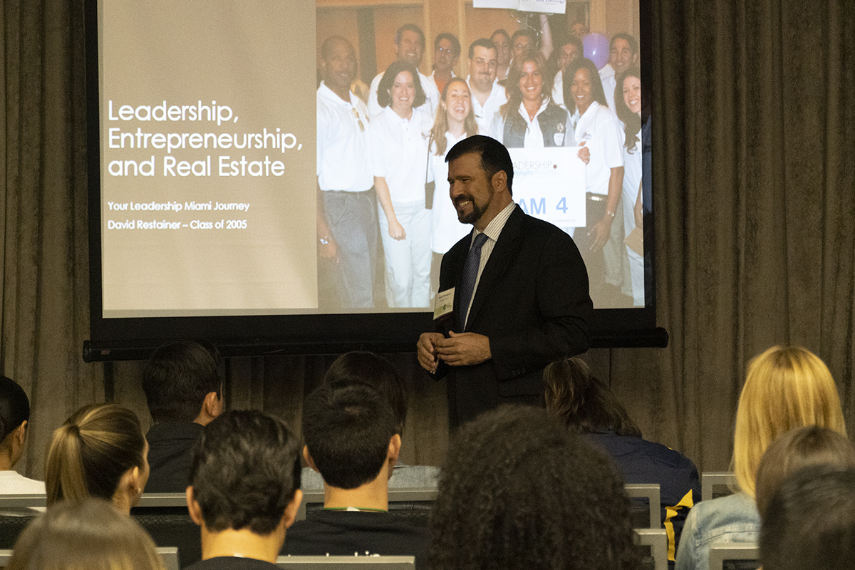 MiamiChamber's tweet photo. Leadership Miami®'s Economic Development Session featured entrepreneur advice, insight on South Florida's real estate market, and Miami's economic landscape.

Thank you to all our speakers!!

#LM41 https://t.co/TWODHcVCDw