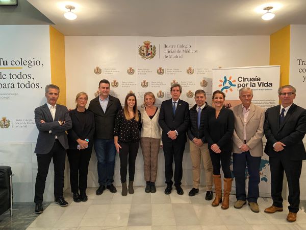 Icomem_Oficial's tweet photo. ➡️“En el mundo son necesarias 143 millones de cirugías más para salvar vidas y prevenir discapacidades” Dra. Tomasa Centella @centellato ➡️Simposio de Cooperación Internacional Médico-Quirúrgica” en el ICOMEM  @chainedelespoir  #AyudaHumanitaria #CirugíaPorLaVida https://t.co/bjUoacyS4P