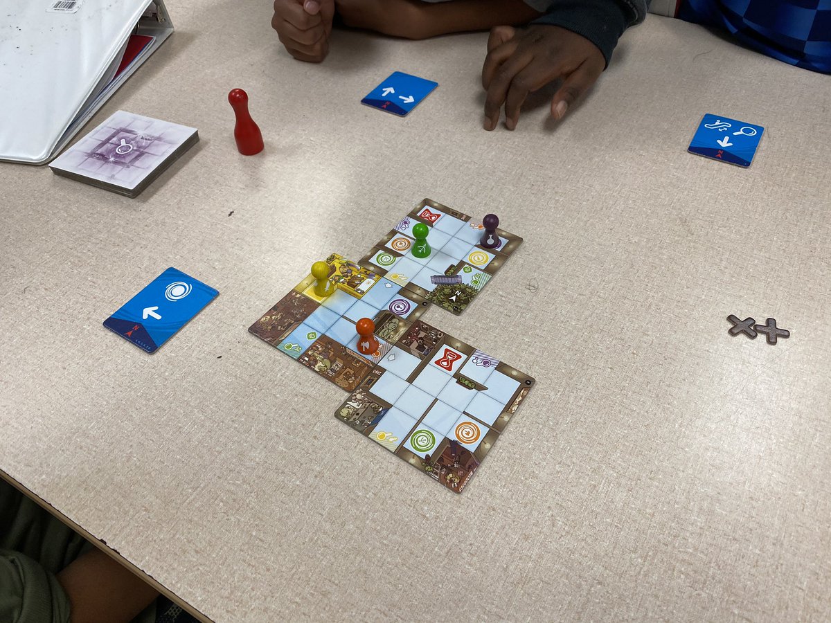 beetheridge's tweet photo. Learning new things and working with other things! Students learned a new game today that requires NO TALKING! We also strategize with chess! Some other students learned about stop motion! #algifted #gatehsv #dawson3rdgrade #dawsongate #etheridgedawson #etheridgegate https://t.co/2TFArXmWe2